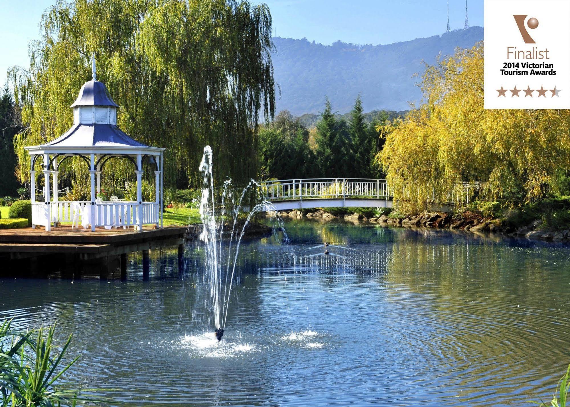 Lakeside Cottage Luxury B&B Mount Dandenong Bagian luar foto